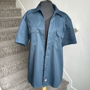 Dickies Men’s Blue Short Sleeve Button Up Work shirt SZ M (mens)